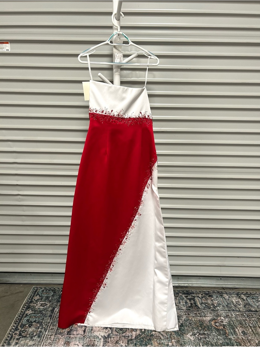 Nadine Red & White Strapless Formal Gown Beaded Evening Dress Size 13 Prom